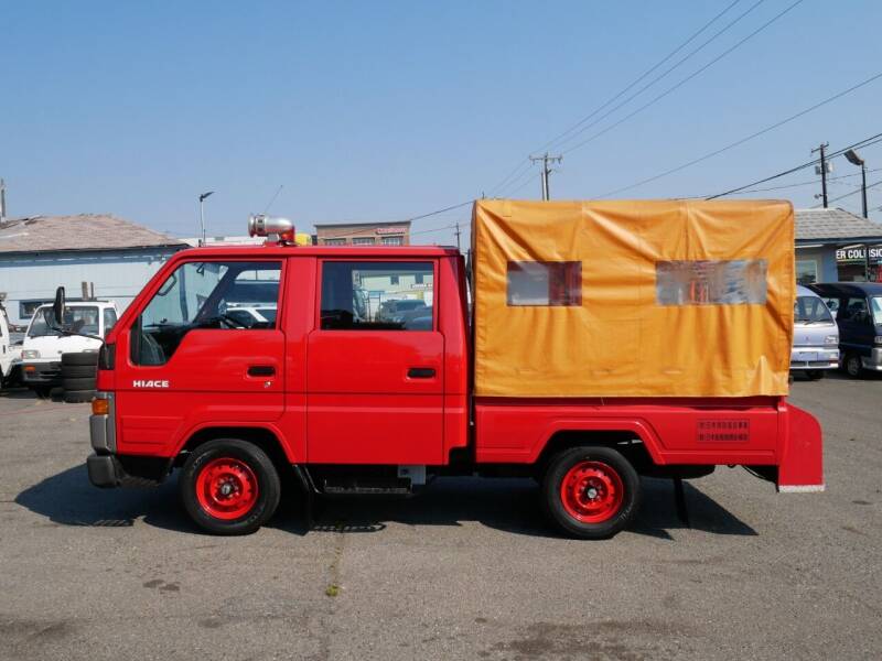 1993-toyota-hiace-crew-cab-fire-truck.jpg