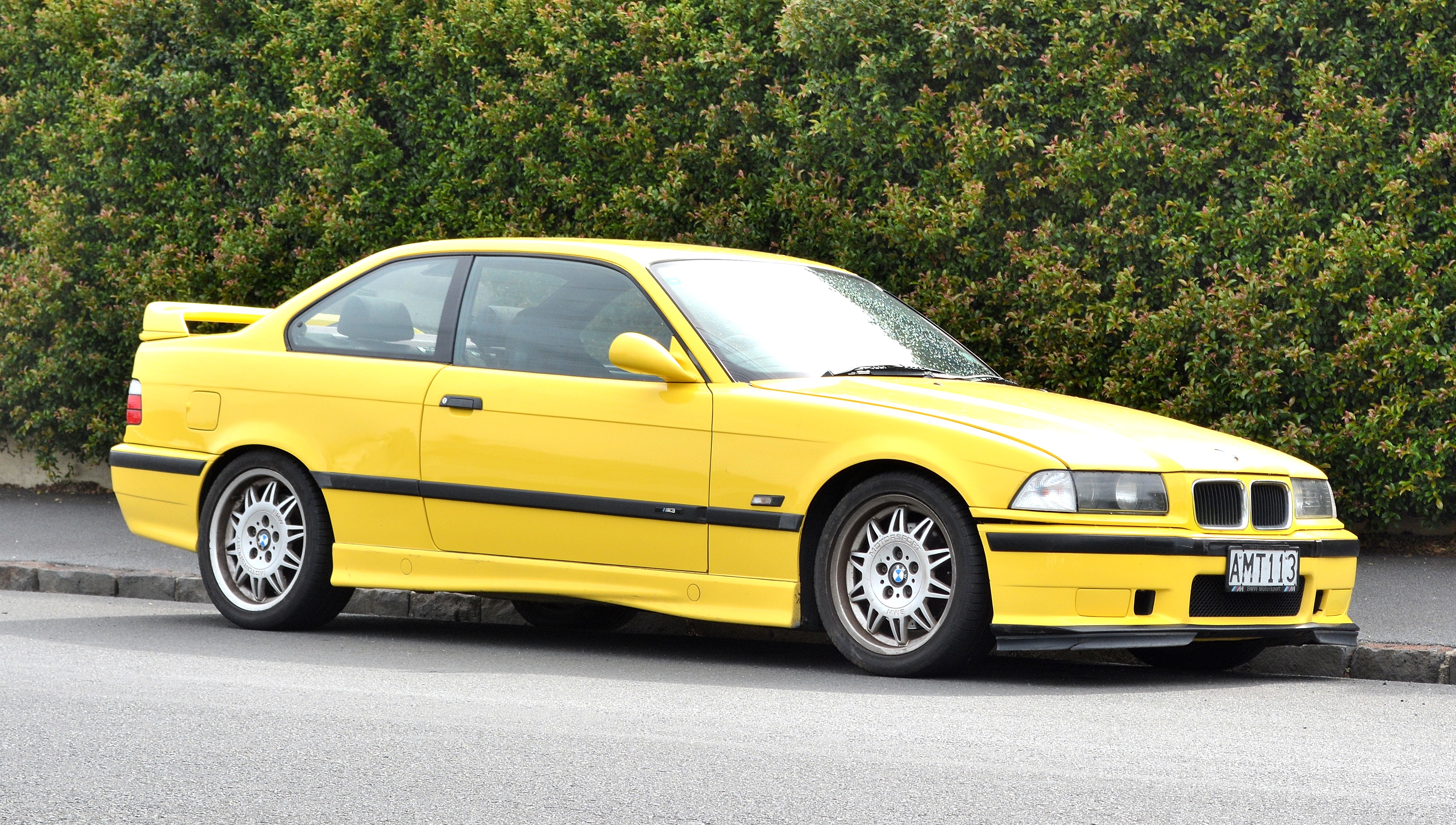 1993_BMW_M3_(32821019713).jpg
