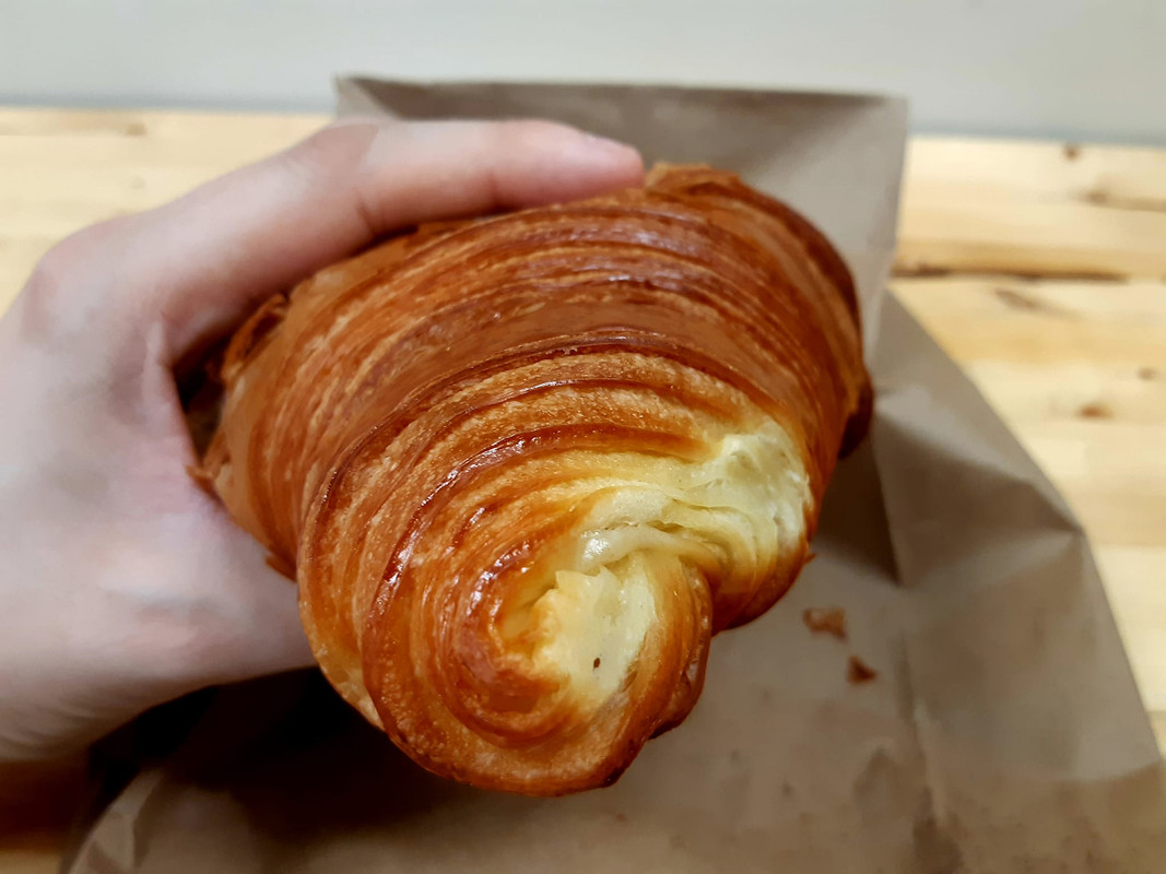 Croissant.jpg