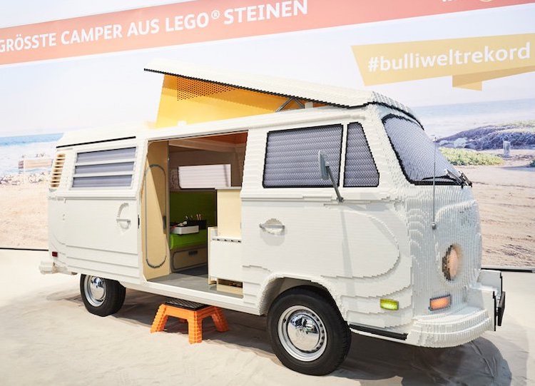 LEGO-volkswagen-camper-1.jpg