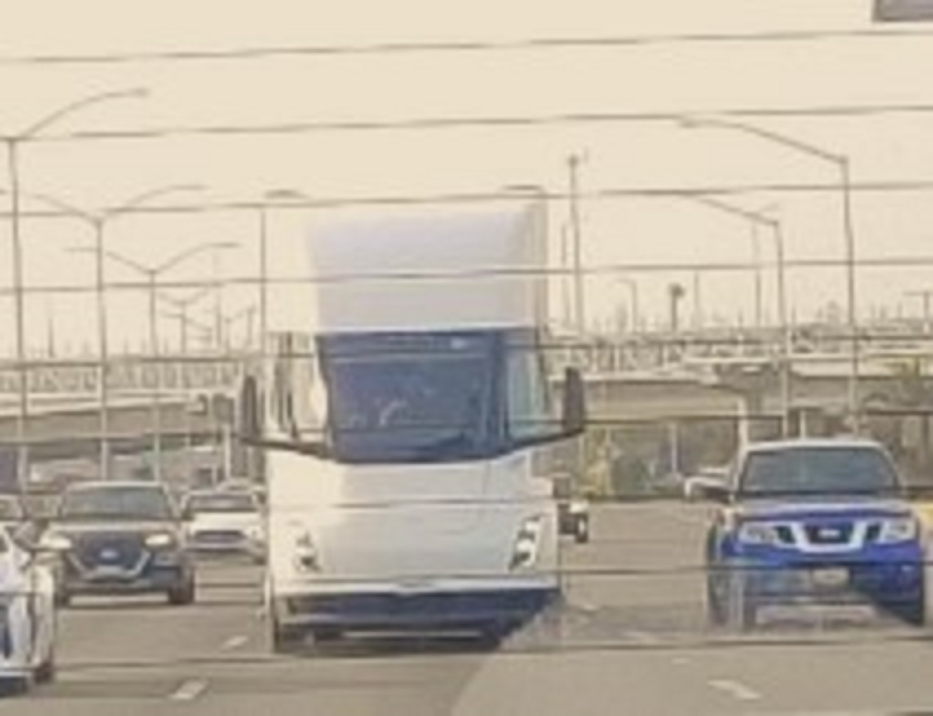 Tesla Electric Semi.jpg