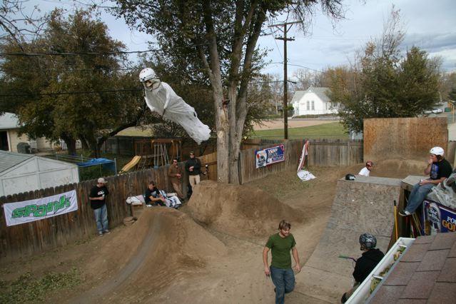 A pic of the ghost we hung on the power line in our yard during out last jam,/www.pinkbike.com/news/jammy-jam-2009.html the weekend before Halloween.