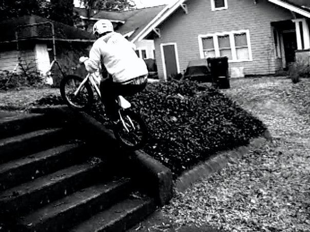 bunny hop to ride up ledge